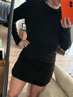 Black Long-Sleeve Bodycon Dress - Classic Women's Cocktail Dress